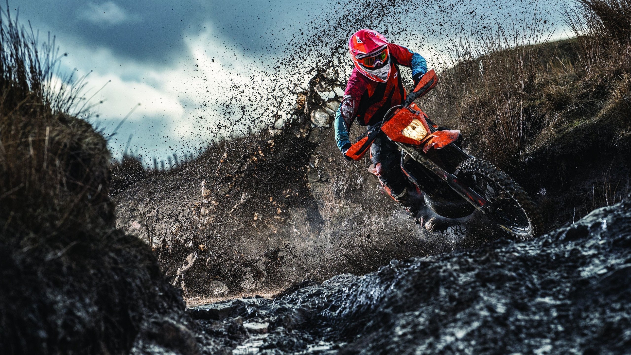 利拉德关键一击定乾坤，尼克斯轻取山西队展现实力